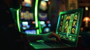 guci app showing live-dealer blackjack table and betting interface
